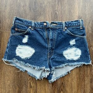Levi Shorts
